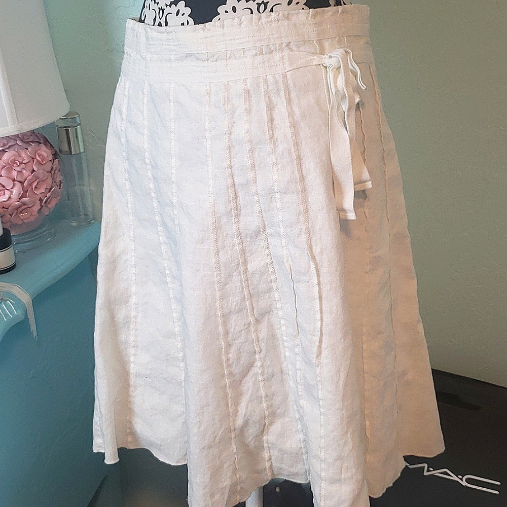 Somewhere off- white linen pin tuck midi skirt- NWOT